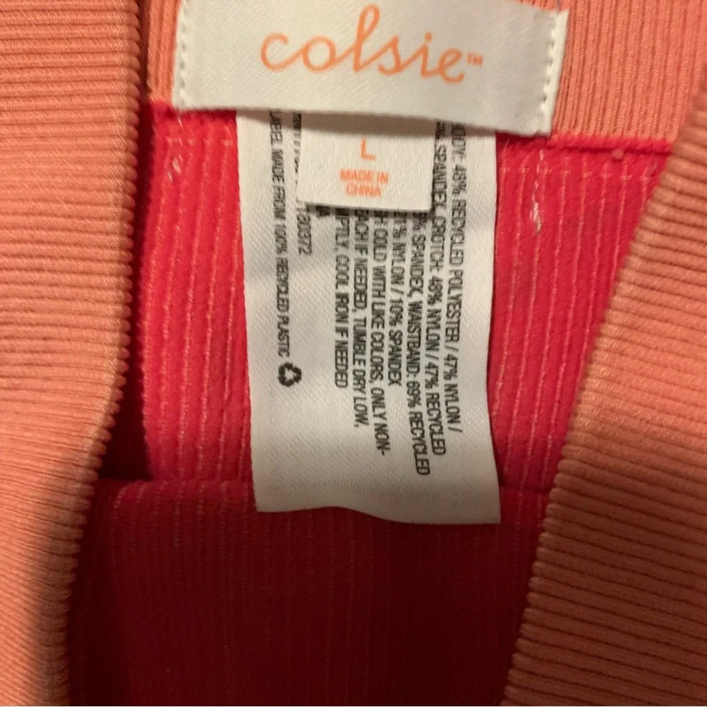 Colsie •  Pink Ribbed Shorts - Picture 3 of 7